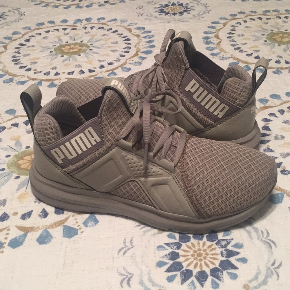 Grey Puma slip on LIKE NEW! Worn once